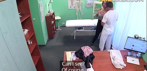 trendsFake Doctor Touching the Big Tits of her Patient | Hidden cam